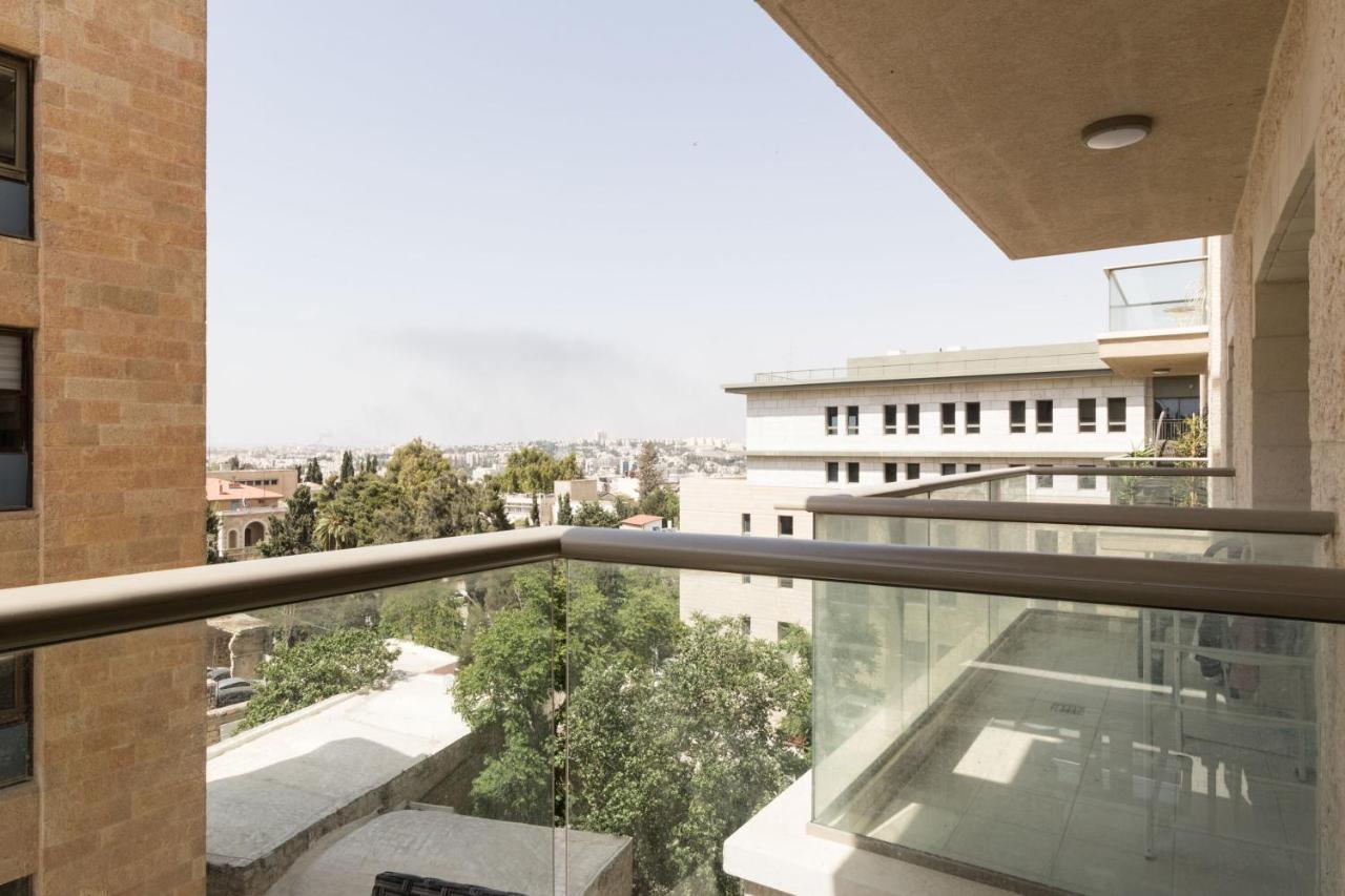 The Haneviim Court - Isrentals Jerusalén Exterior foto